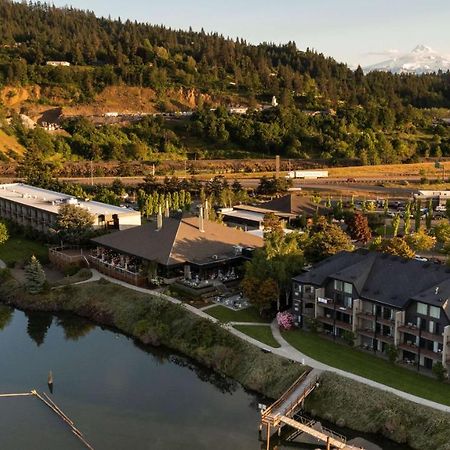 Best Western Plus Hood River Inn Exterior photo